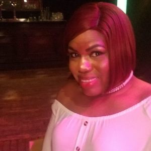 Meet your Posher, Imanié